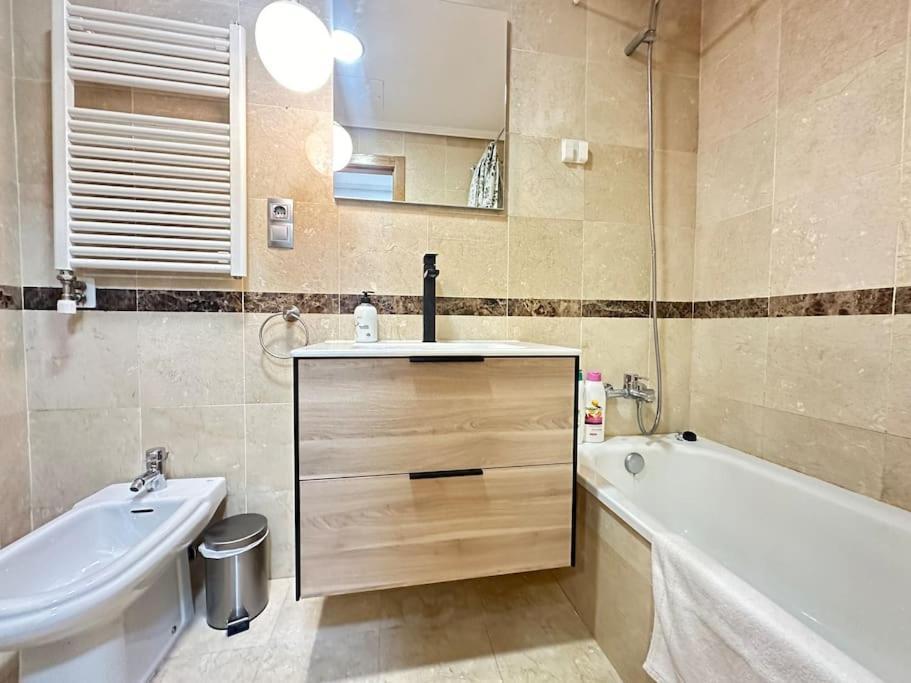 Ybh Suite Alameda Vigo Exterior photo